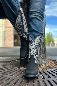 Women's Black/White Distressed Circle G Boot by Corral-Ladies Boot-Circle G Boots-Gallop 'n Glitz- Women's Western Wear Boutique, Located in Grants Pass, Oregon