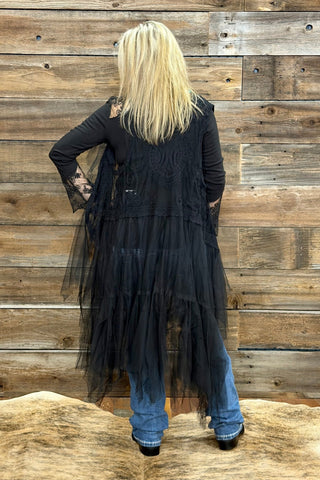The Vintage Muse Sleeveless Duster Black-Duster-Origami-Gallop 'n Glitz- Women's Western Wear Boutique, Located in Grants Pass, Oregon