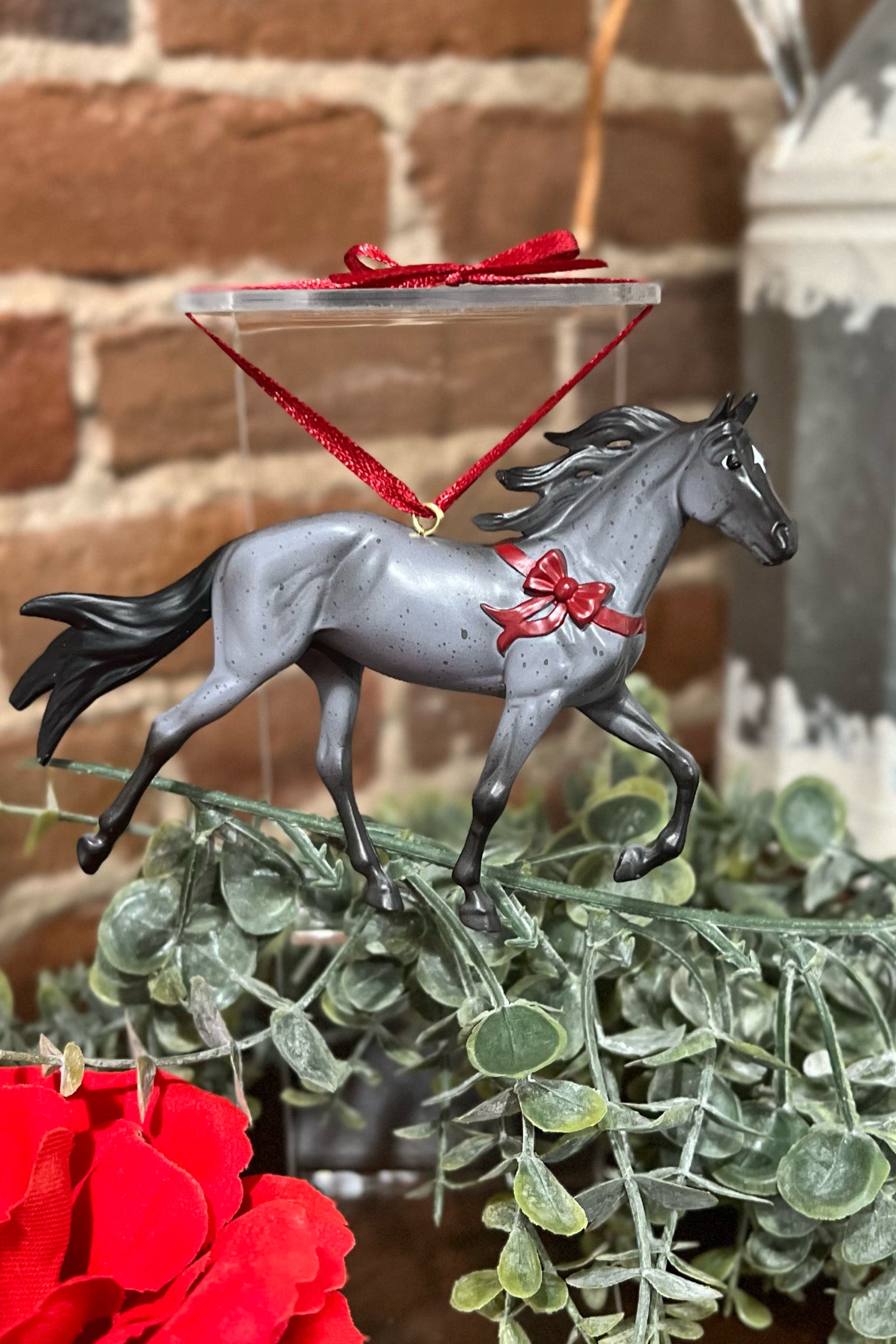 Tennessee Walking Horse | 2023 Beautiful Breeds Ornament by Breyer-Gift-Breyer-Gallop 'n Glitz- Women's Western Wear Boutique, Located in Grants Pass, Oregon