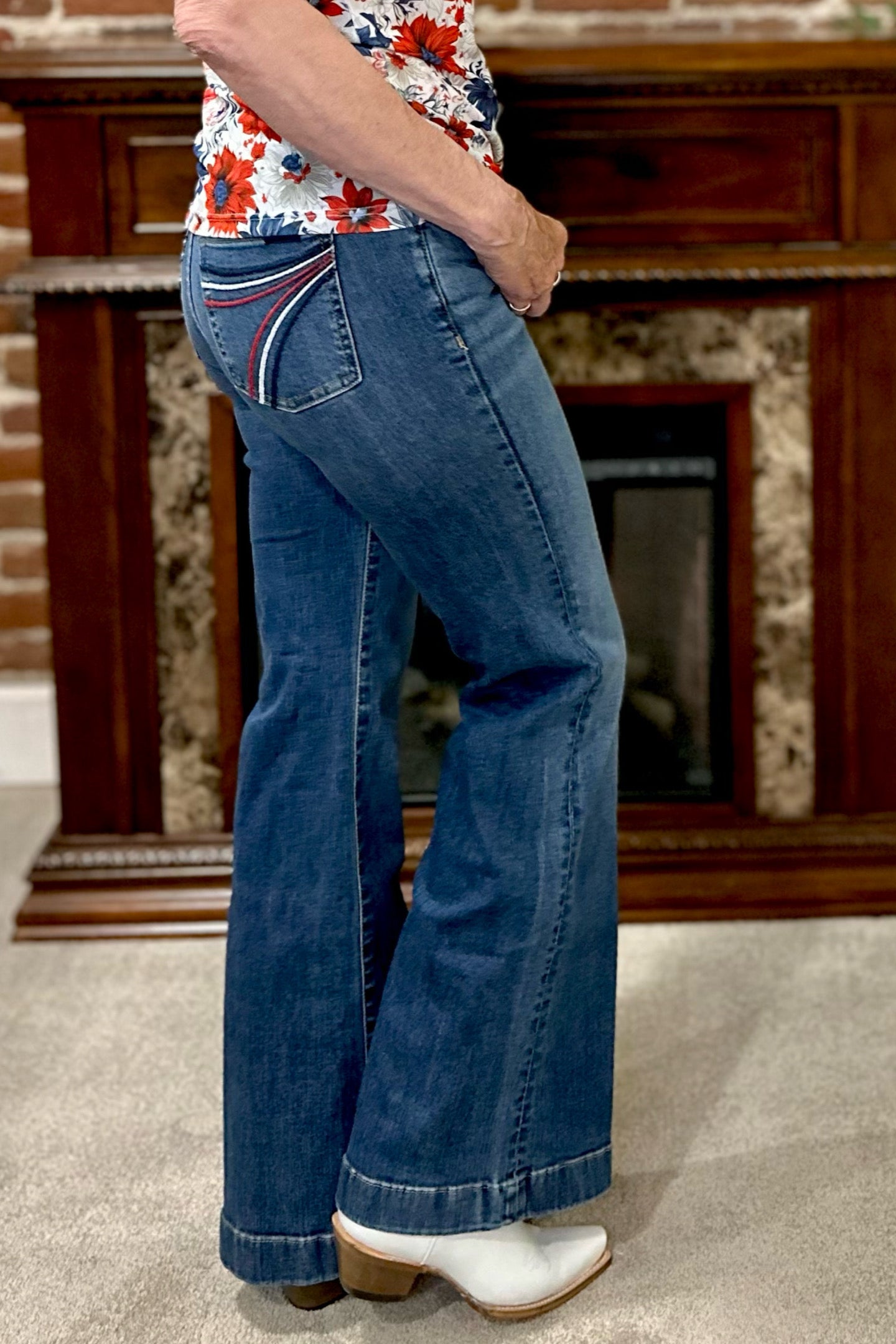 Dojo Tailorless Slim Illusion Jeans by 7 For All Mankind Royalty-Flare-7 for all mankind-Gallop 'n Glitz- Women's Western Wear Boutique, Located in Grants Pass, Oregon
