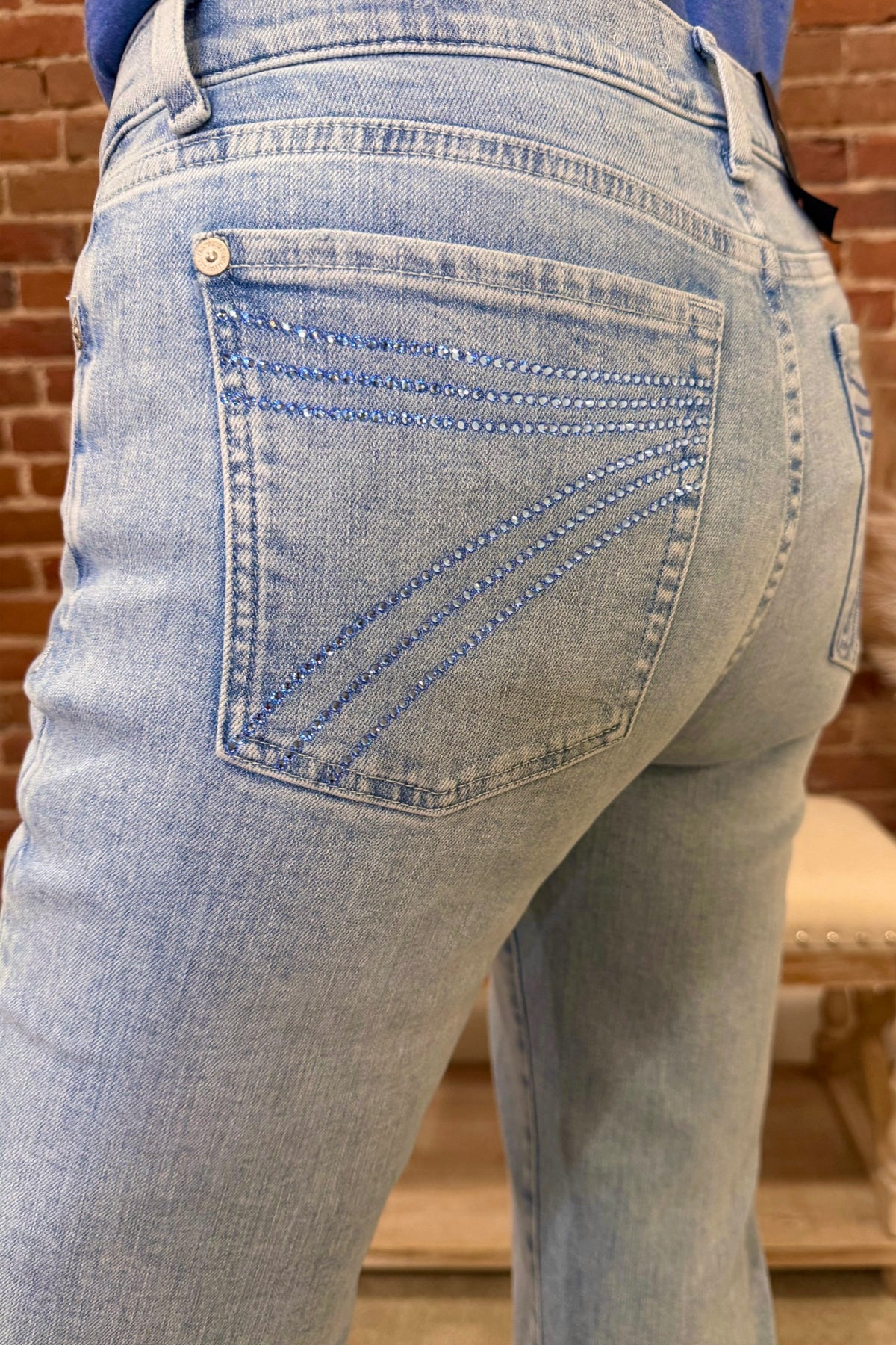 Dojo Tailorless Slim Illusion Jeans by 7 For All Mankind Olina-Flare-7 for all mankind-Gallop 'n Glitz- Women's Western Wear Boutique, Located in Grants Pass, Oregon