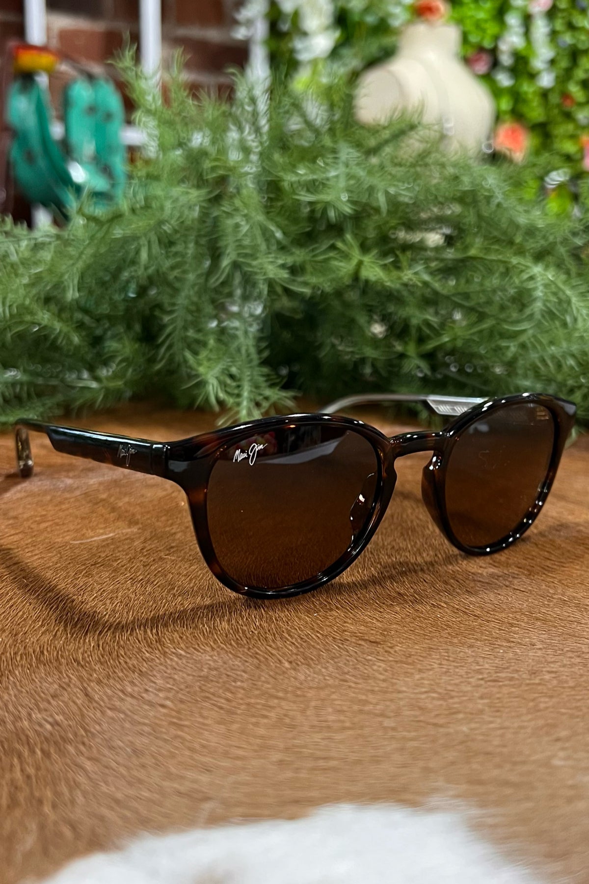 Maui Jim HIEHIE Polarized Sunglasses-Sunglasses-Maui Jim-Gallop 'n Glitz- Women's Western Wear Boutique, Located in Grants Pass, Oregon