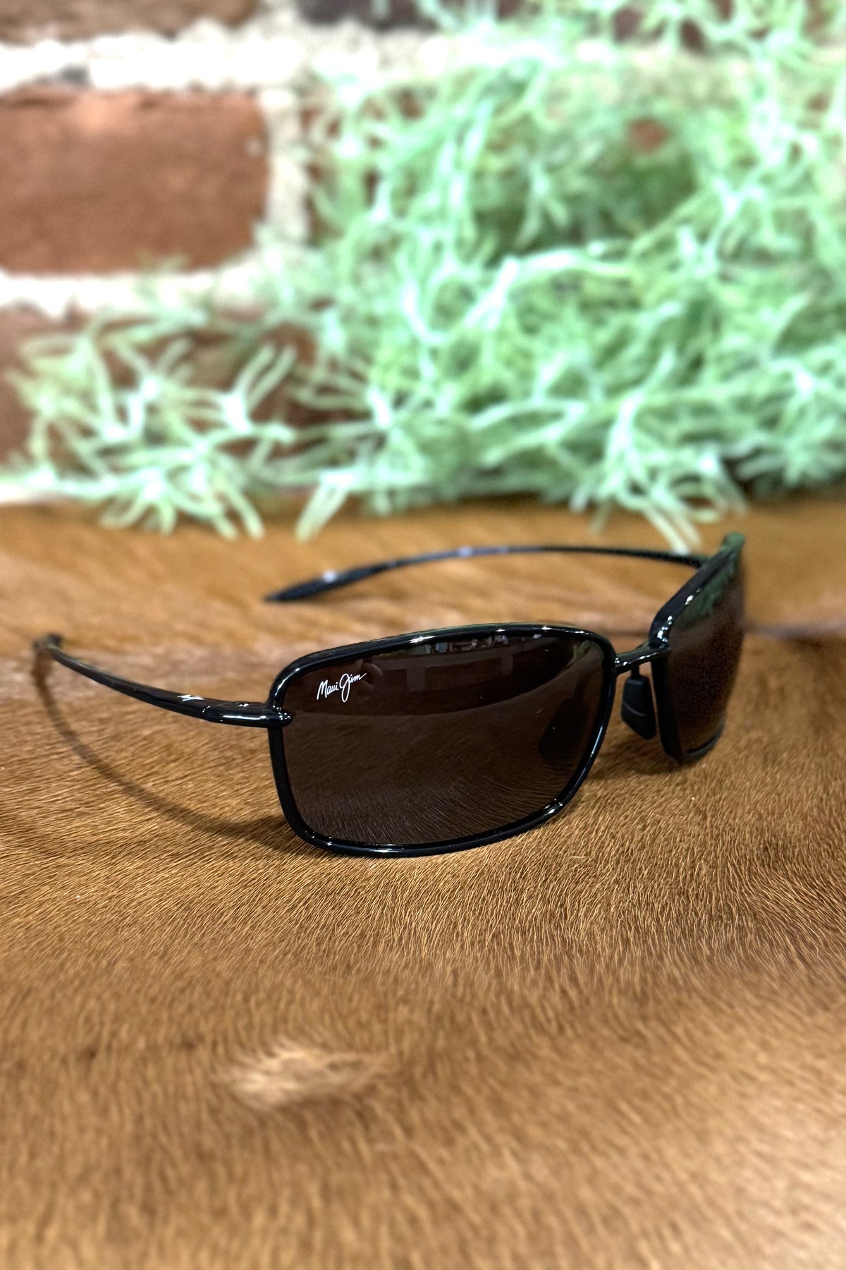 Maui Jim Malu Polarized Wrap Shiny Black Sunglasses-Sunglasses-Maui Jim-Gallop 'n Glitz- Women's Western Wear Boutique, Located in Grants Pass, Oregon