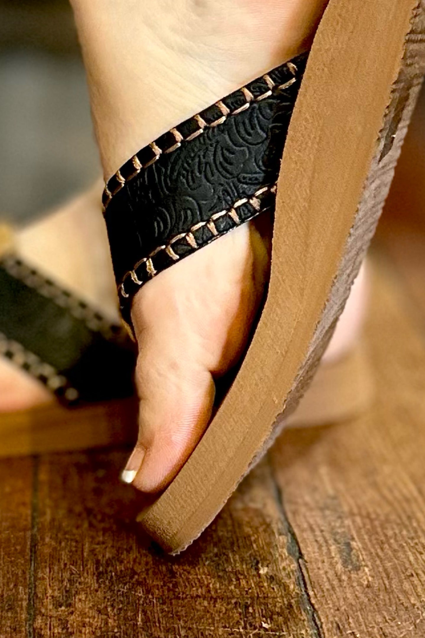 Yellow Box Norrie Black Flip Flop-Flip Flop-Yellow Box-Gallop 'n Glitz- Women's Western Wear Boutique, Located in Grants Pass, Oregon