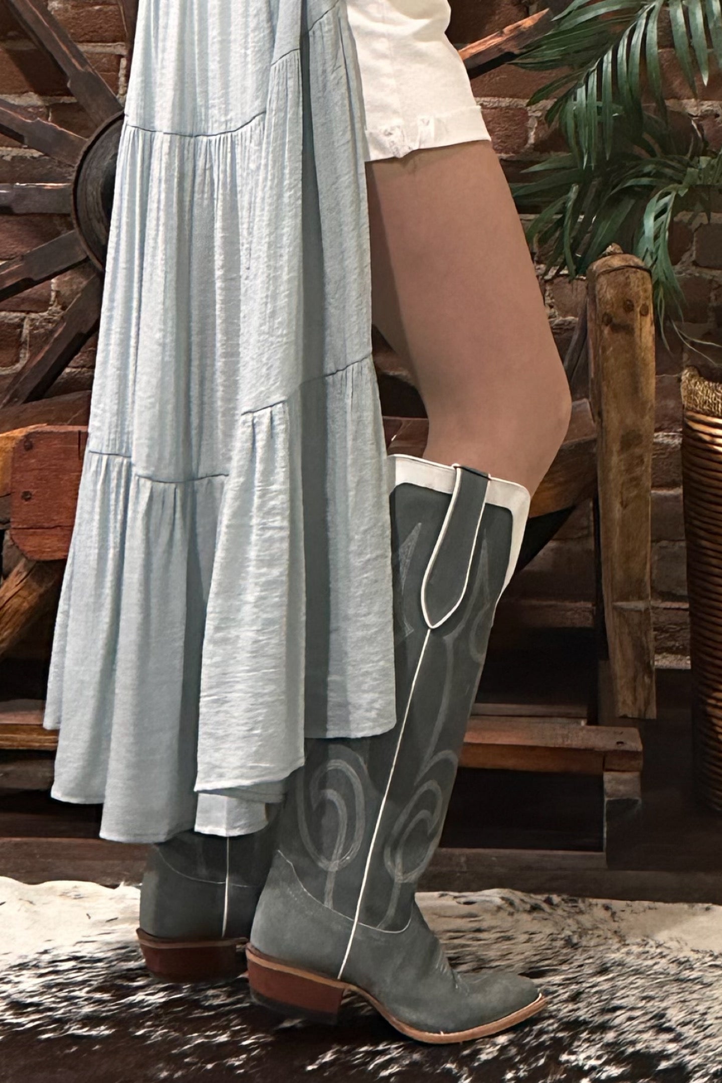 Western Wear Womens Grey Western Boots Women's Corral Silver