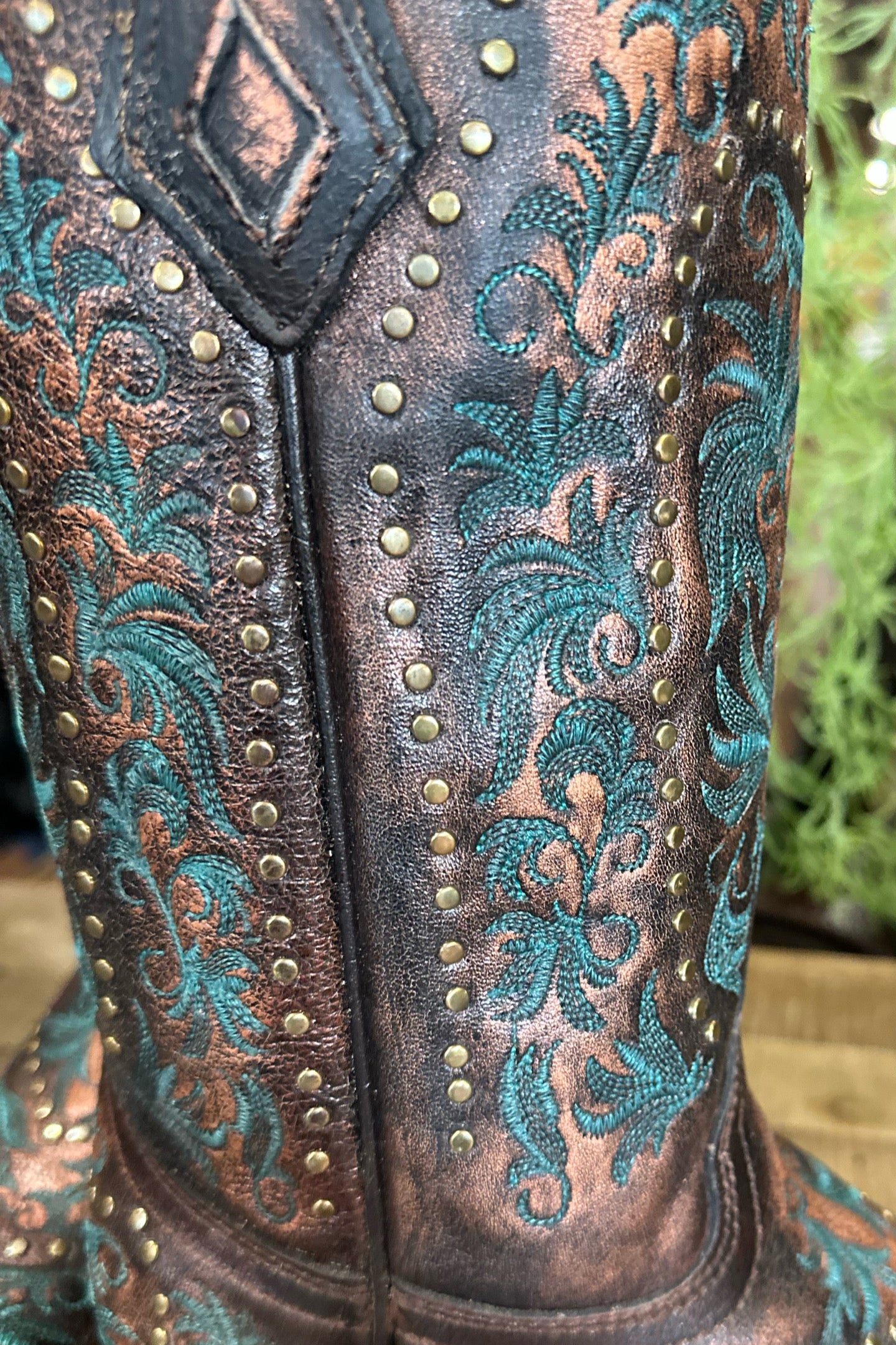 Corral Turquoise n Bronze Studded Boots