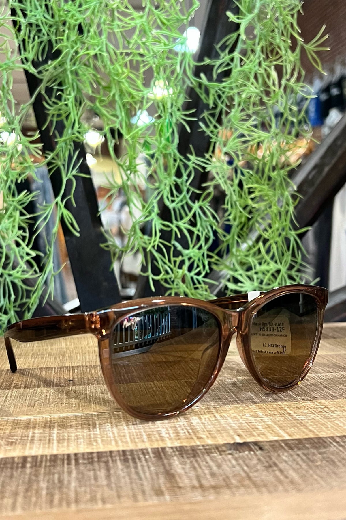 Maui Jim Women\'s Olive Brown Gradient Cat-Eye Sunglasses Amazon.com: Maui Jim Women main image 3