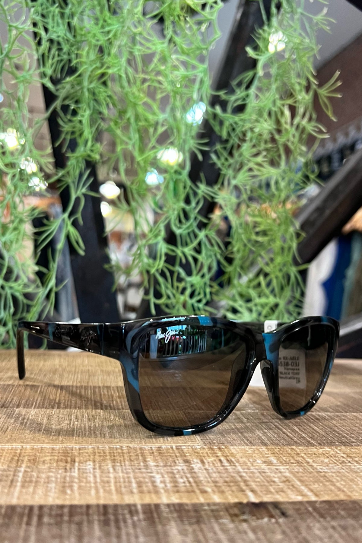 Maui Jim HANAPA'A Polarized Classic Sunglasses-Sunglasses-Maui Jim-Gallop 'n Glitz- Women's Western Wear Boutique, Located in Grants Pass, Oregon