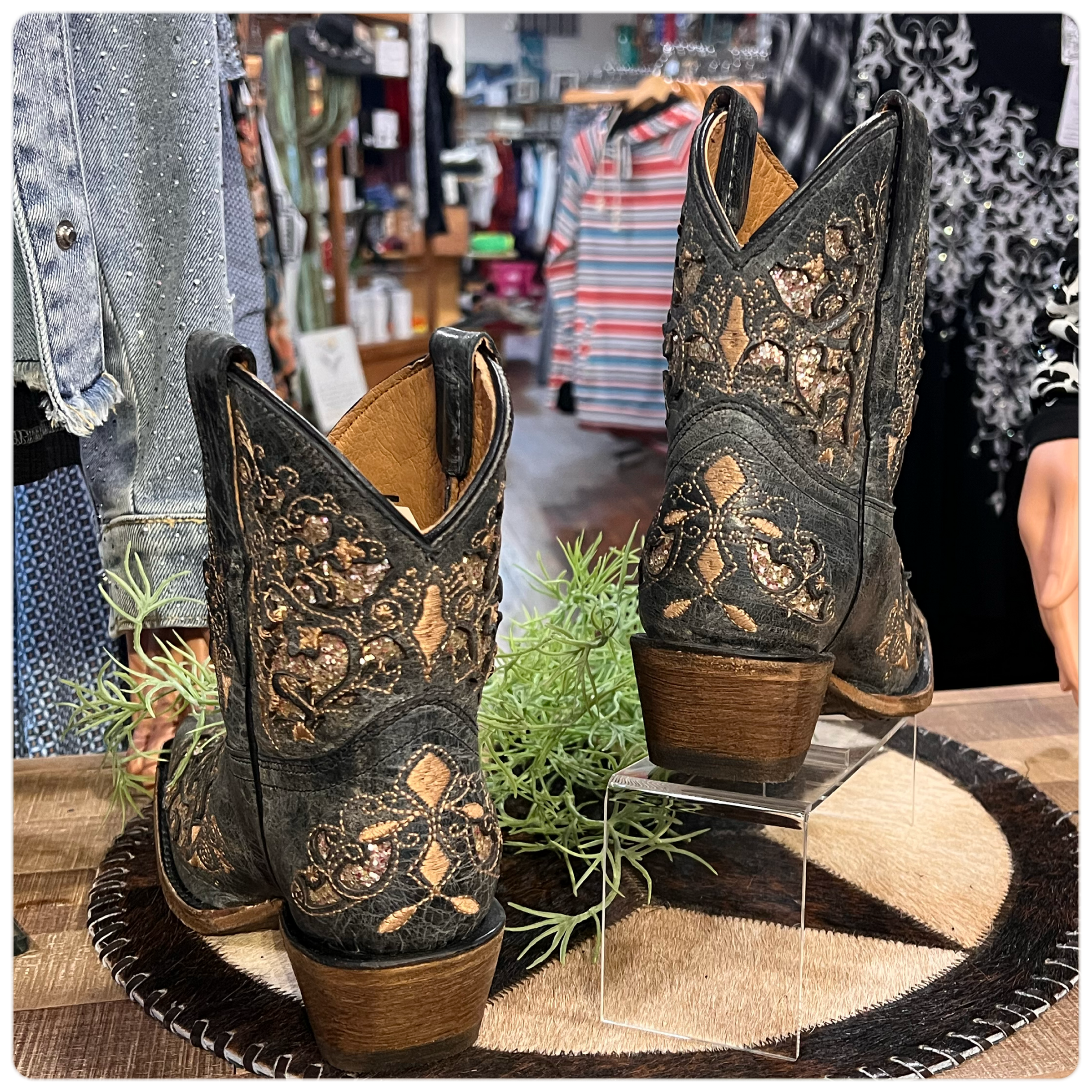 Womens corral sales boots on sale